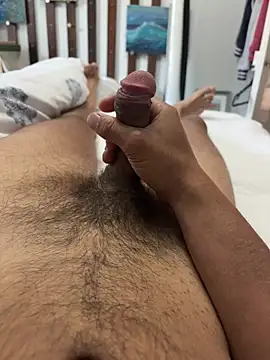 hornyplrfhh online show from July 9, 5:52 am