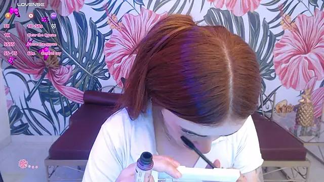 Jenni arango  online show from June 10, 1:34 pm