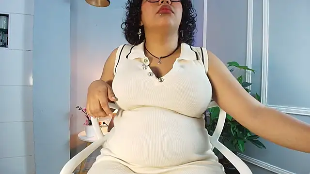 Kristal donne online show from June 24, 12:04 pm