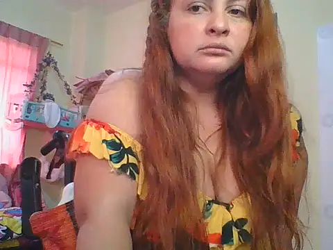 Snapshot of LafresaAmor chatting on June 3, 5:39 pm LafresaAmor online show from June 3, 5:39 pm