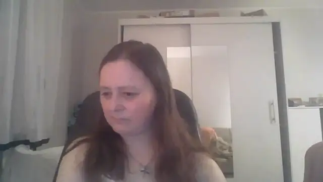 Snapshot of TaylorLovely chatting on June 20, 8:14 pm TaylorLovely online show from June 20, 8:14 pm