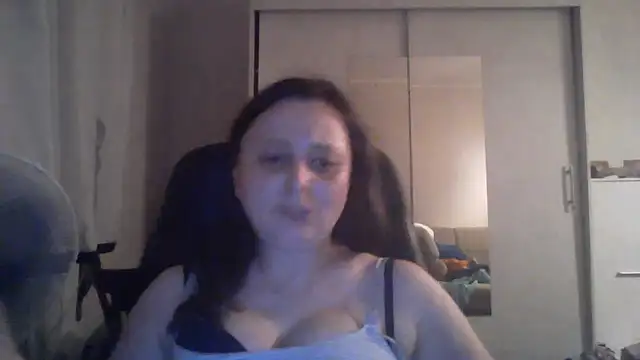 Snapshot of TaylorLovely chatting on July 18, 8:06 pm TaylorLovely online show from July 18, 8:06 pm