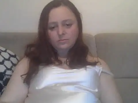 Snapshot of TaylorLovely chatting on June 6, 8:14 pm TaylorLovely online show from June 6, 8:14 pm
