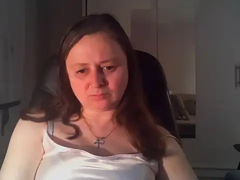 Snapshot of TaylorLovely chatting on May 30, 8:25 pm TaylorLovely online show from May 30, 8:25 pm