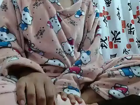 Estefanycute online show from June 9, 11:06 pm