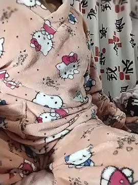 Estefanycute online show from June 2, 11:49 pm