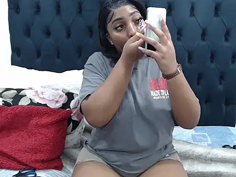 Dope Chick online show from May 24, 12:49 pm