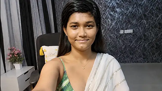 Snapshot of Arshigupta88 chatting on May 21, 5:32 pm Arshigupta88 online show from May 21, 5:32 pm