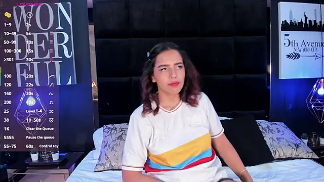 AmyyScott online show from June 24, 7:44 pm