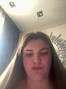 Sweetyy Candyyy online show from June 1, 11:43 am