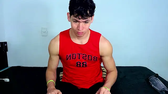 Luke Muscle online show from June 3, 12:28 pm