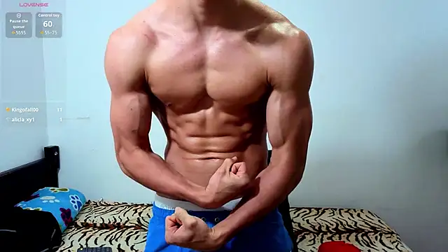 Luke Muscle online show from June 20, 2:22 pm
