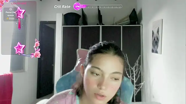 Snapshot of Dolce_more chatting on June 25, 12:10 pm Dolce more online show from June 25, 12:10 pm