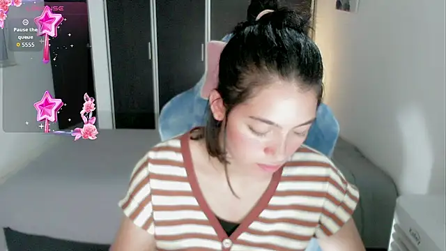 Snapshot of Dolce_more chatting on June 18, 12:10 pm Dolce more online show from June 18, 12:10 pm