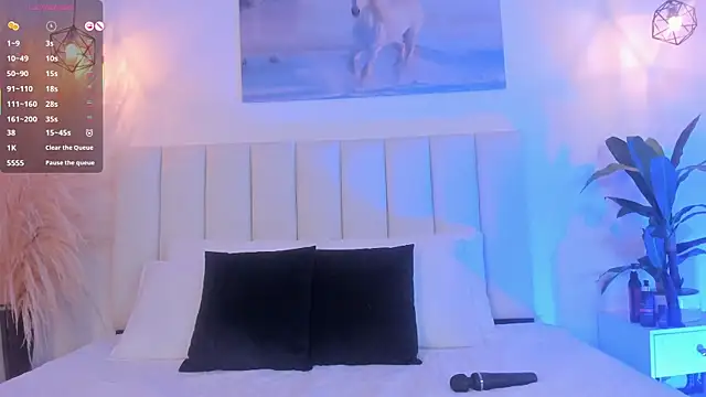  Emily Queen online show from May 28, 5:48 am