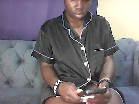 Hott tash online show from June 15, 2:28 pm