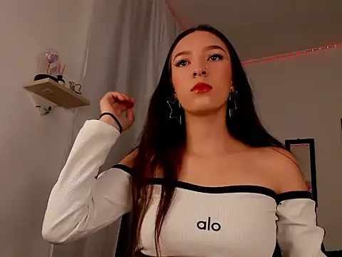 CristinaHanze  online show from May 26, 12:14 pm