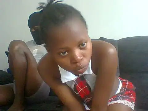 Snapshot of TonnyAmellia chatting on June 7, 9:03 am TonnyAmellia online show from June 7, 9:03 am