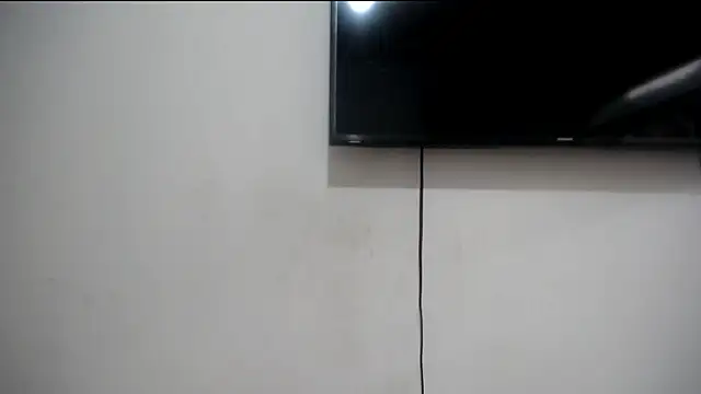 Snapshot of Fox_Loves chatting on July 3, 8:37 pm Fox Loves online show from July 3, 8:37 pm