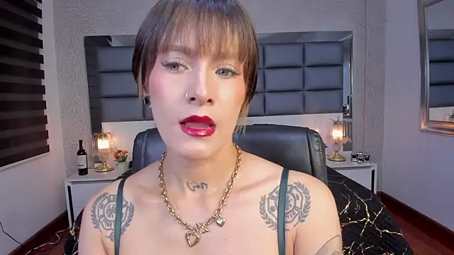 Mrs Regina clk online show from July 10, 3:50 am