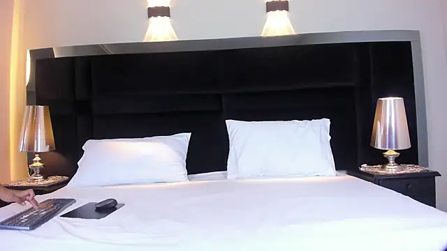 GreyCeleste online show from June 23, 4:21 am