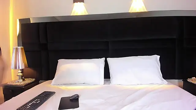 GreyCeleste online show from June 26, 4:29 am