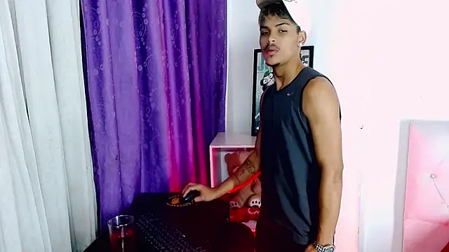 Angel foxc13 online show from July 11, 3:07 am