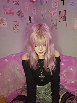 VelvetAlice online show from June 3, 9:30 pm