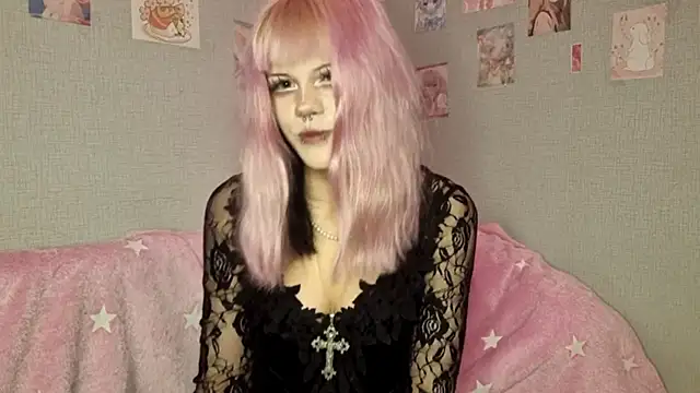 VelvetAlice online show from May 31, 9:04 pm