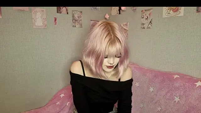 VelvetAlice online show from June 24, 8:50 pm