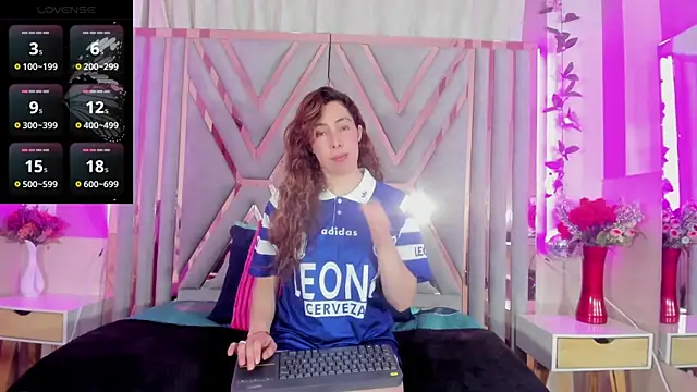 hada russo online show from June 17, 4:34 am
