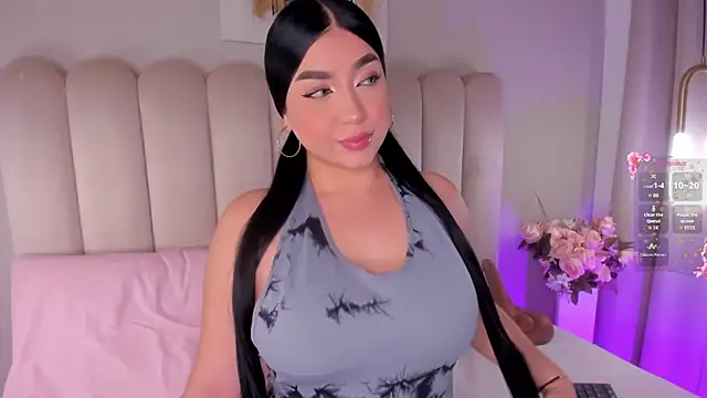 Snapshot of AlyssiaDanger chatting on July 15, 12:28 am AlyssiaDanger online show from July 15, 12:28 am