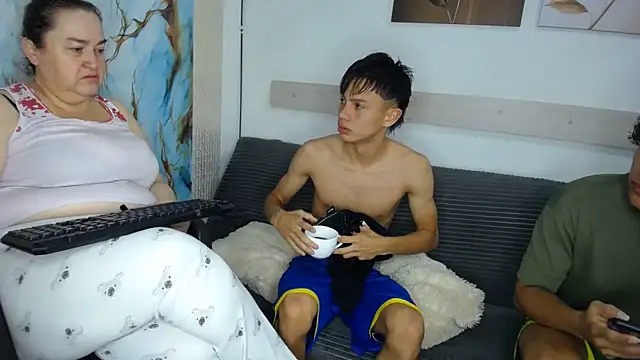 Mercilessly SEXPERVER online show from June 14, 10:49 am