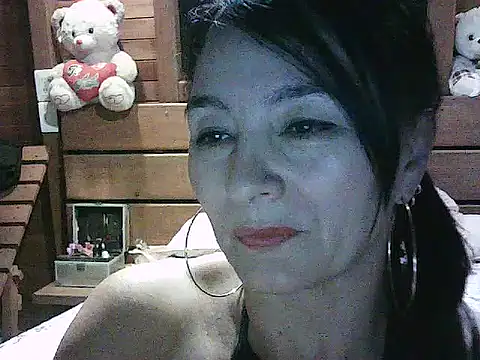 Snapshot of Anlly_garcia002 chatting on May 30, 11:43 pm Anlly garcia002 online show from May 30, 11:43 pm