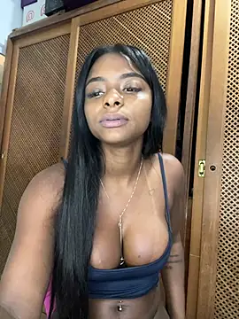 Snapshot of Daianehotangel1 chatting on May 31, 1:28 pm Daianehotangel1 online show from May 31, 1:28 pm