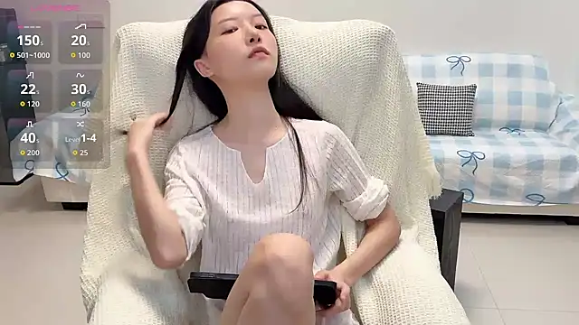 jiajia girl online show from July 4, 2:10 pm