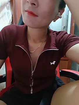Yuy sexyy online show from June 3, 5:52 am
