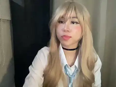 amberluiss online show from July 14, 11:38 am
