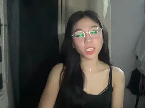 amberluiss online show from July 15, 12:56 pm