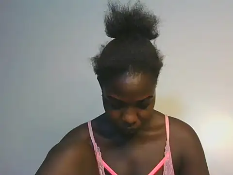 Snapshot of shugabaibe chatting on June 4, 4:17 am shugabaibe online show from June 4, 4:17 am