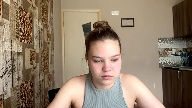 HellyRay online show from June 15, 1:22 pm