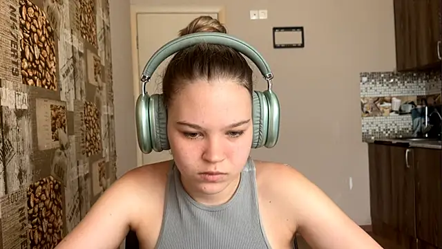 HellyRay online show from June 23, 1:09 pm