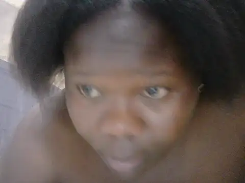 Snapshot of sexykendy03 chatting on May 27, 5:09 pm sexykendy03 online show from May 27, 5:09 pm