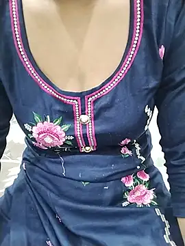 Snapshot of sexy_ladoo chatting on June 15, 7:57 pm sexy ladoo online show from June 15, 7:57 pm