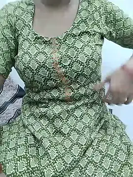 Snapshot of sexy_ladoo chatting on July 16, 6:49 pm sexy ladoo online show from July 16, 6:49 pm