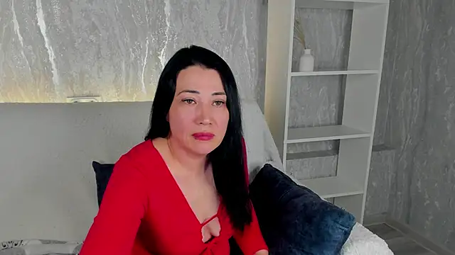 BellMiraa online show from May 24, 9:31 am