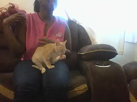 cynthiacb254 online show from May 22, 12:36 pm