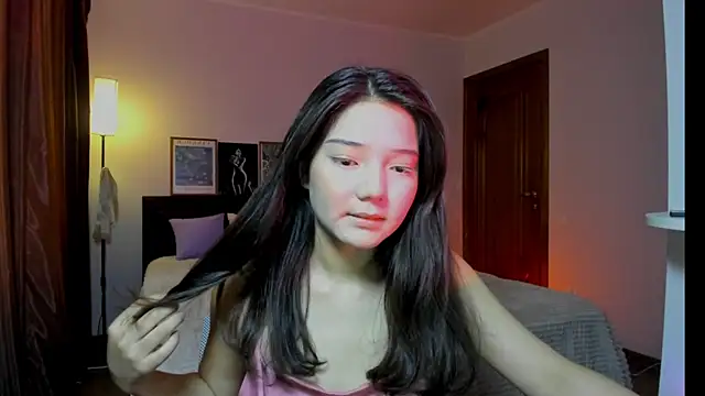 milana marttt online show from June 17, 12:15 pm