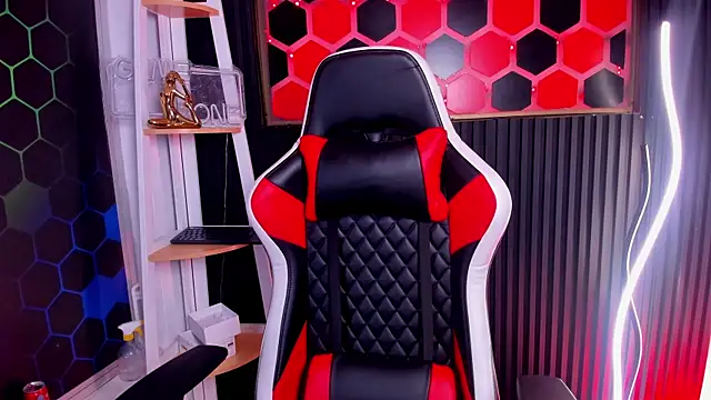 Connor Kings online show from July 7, 8:01 pm