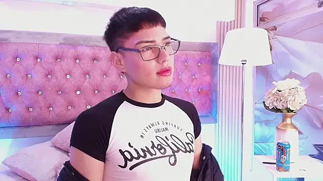 Connor Kings online show from June 9, 1:01 pm